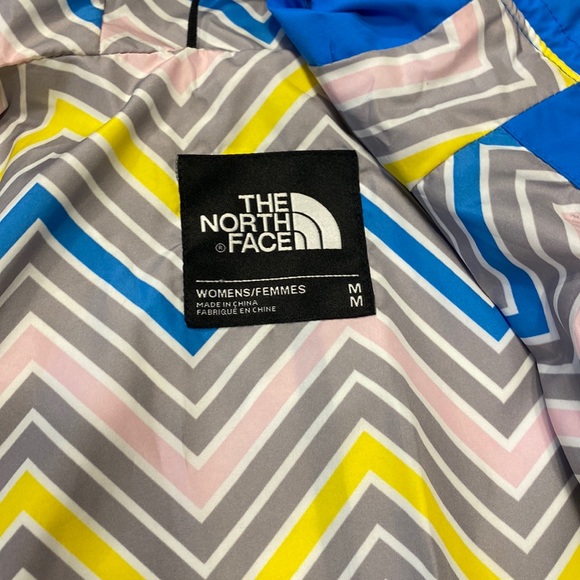 Womans NORTH FACE jacket - Picture 5 of 5